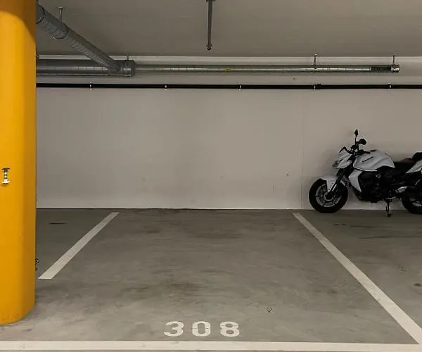 Modern In A Charming Old Town Setting Apartment